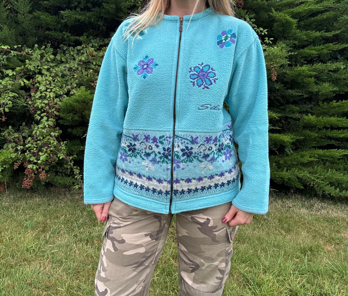 90s embroidered zip fleece