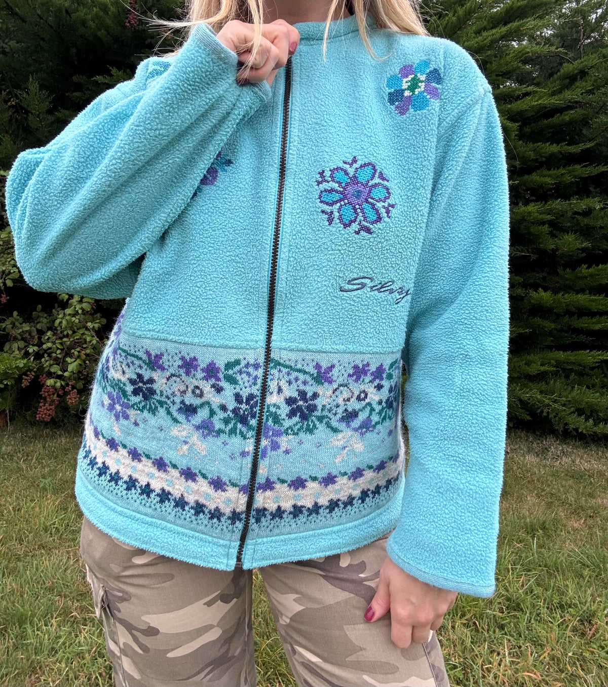 90s embroidered zip fleece