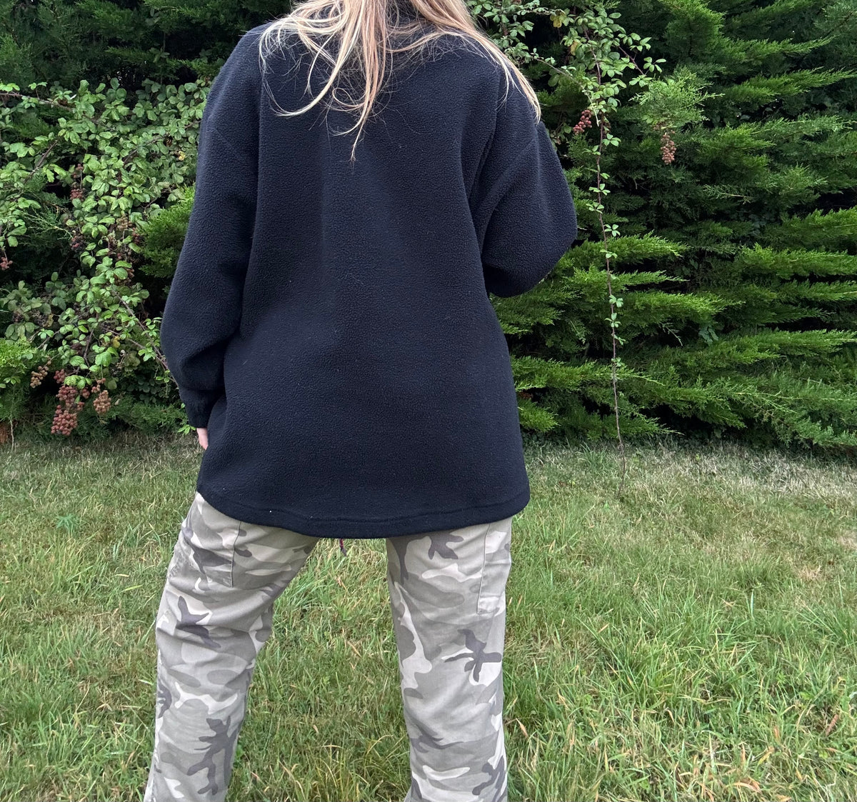 Vintage ski graphic half zip fleece